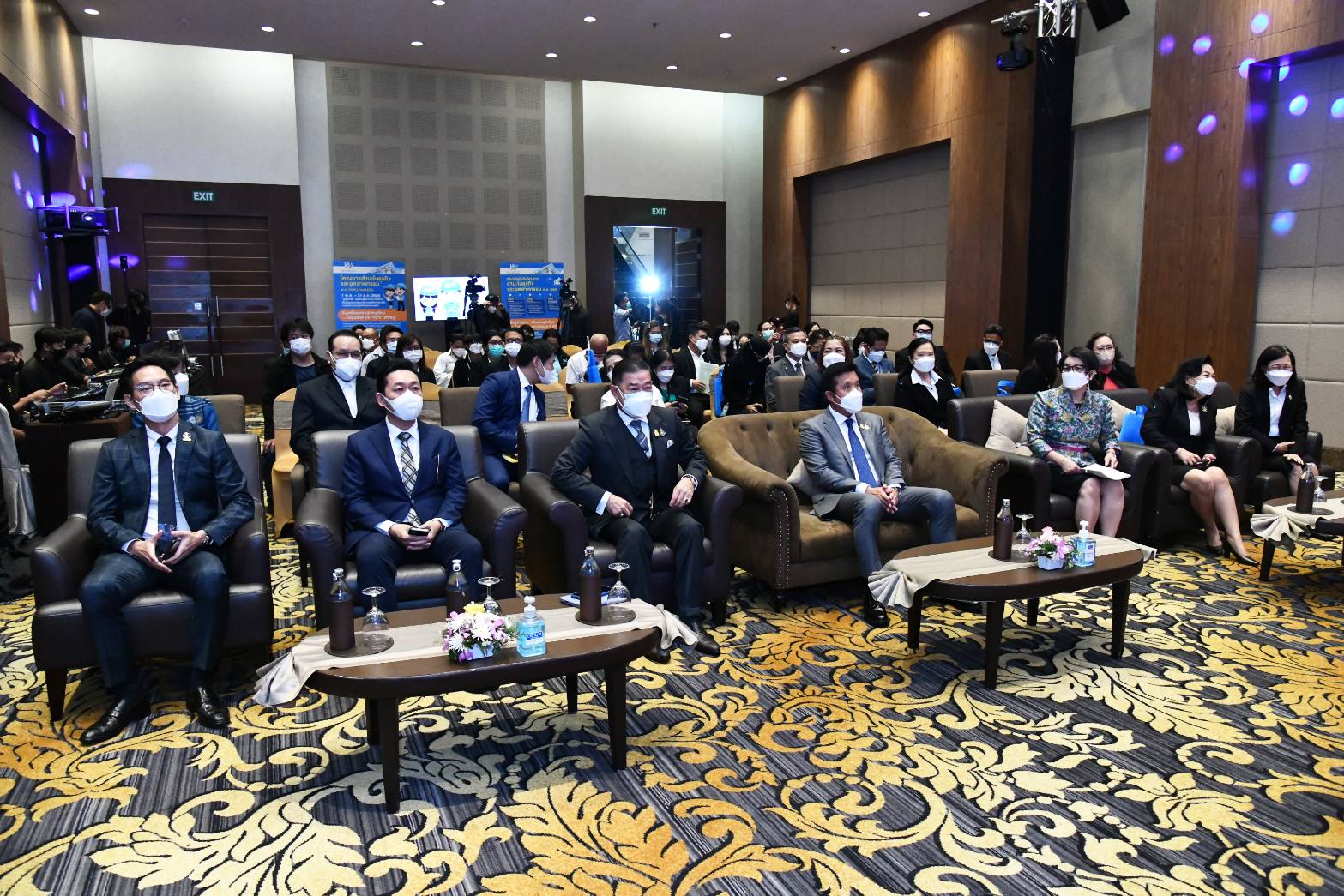 รมว.ดีอีเอส แถลงเปิดโครงการ “สำมะโนธุรกิจและอุตสาหกรรม พ.ศ. 2565” เตรียมส่งเจ้าหน้าที่สำนักงานสถิติแห่งชาติ เก็บข้อมูลสถานประกอบการทั่วไทย พ.ค. - ส.ค. นี้