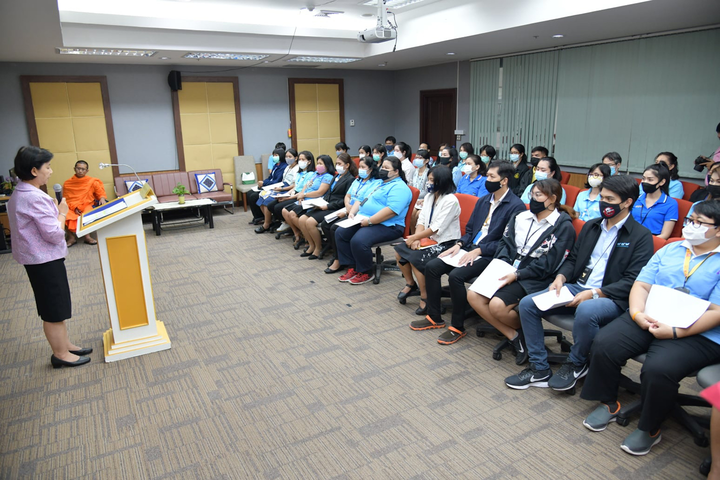 อบรมการส่งเสริมคุณธรรม จริยธรรม