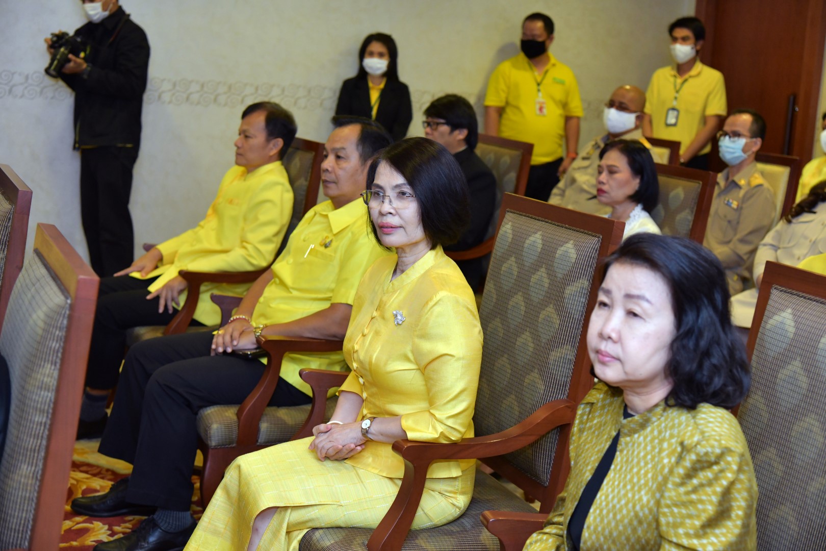 พิธีมอบเกียรติบัตรและเข็มเชิดชูเกียรติ แก่ข้าราชการพลเรือนดีเด่น ประจำปี ๒๕๖๒