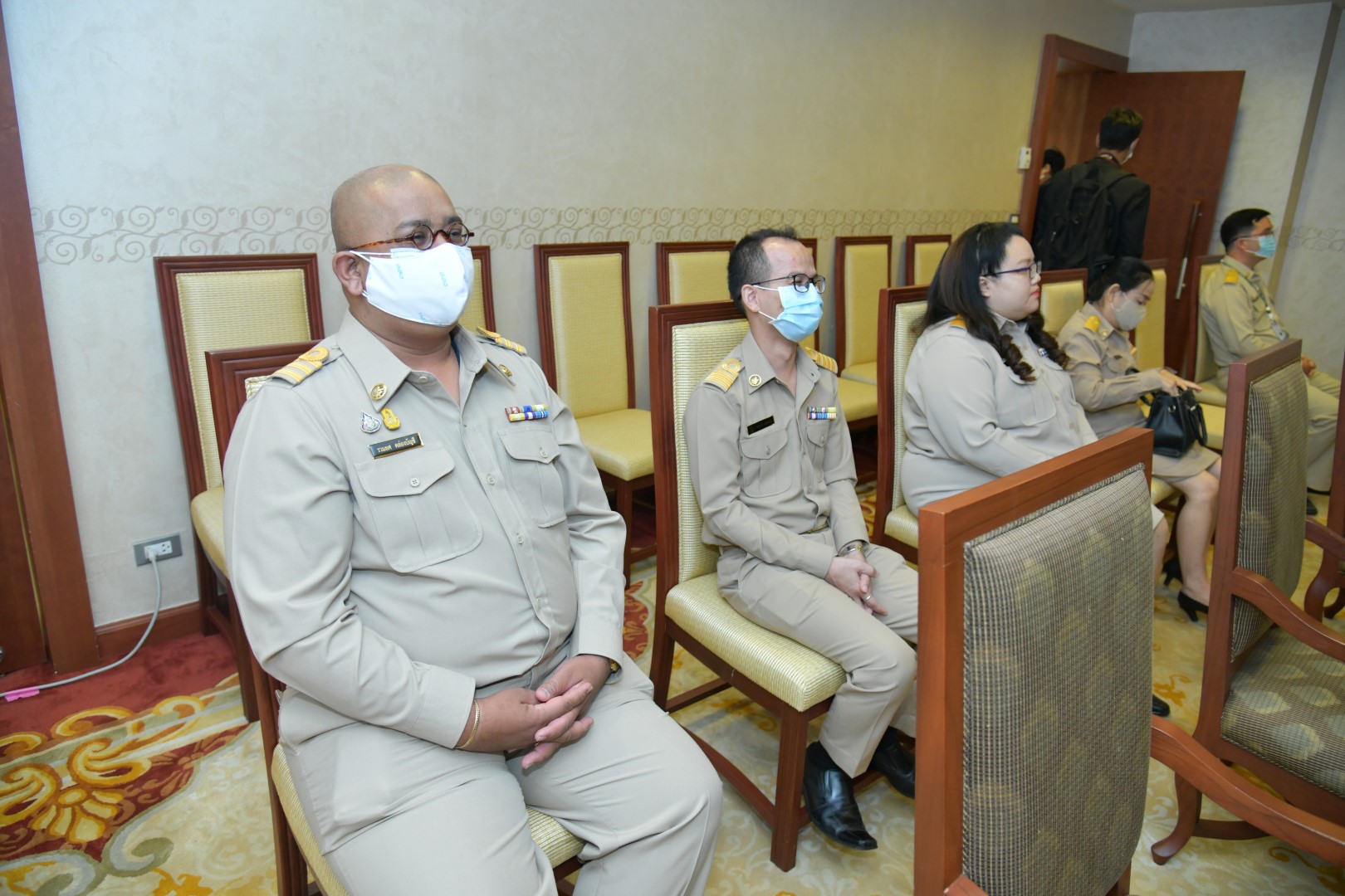 พิธีมอบเกียรติบัตรและเข็มเชิดชูเกียรติ แก่ข้าราชการพลเรือนดีเด่น ประจำปี ๒๕๖๒