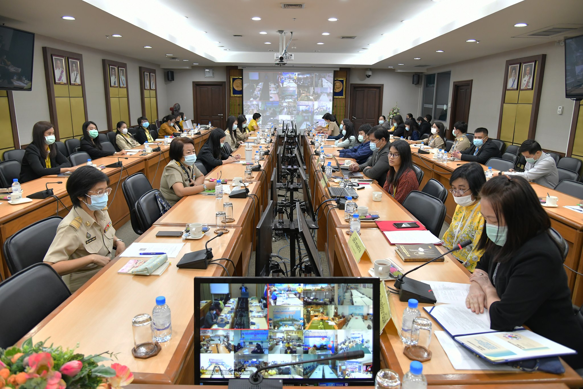 บรรยายพิเศษ เรื่อง การเผยแพร่ความรู้ที่ได้รับจากการอบรม ณ ต่างประเทศหรือองค์การระหว่างประเทศ​