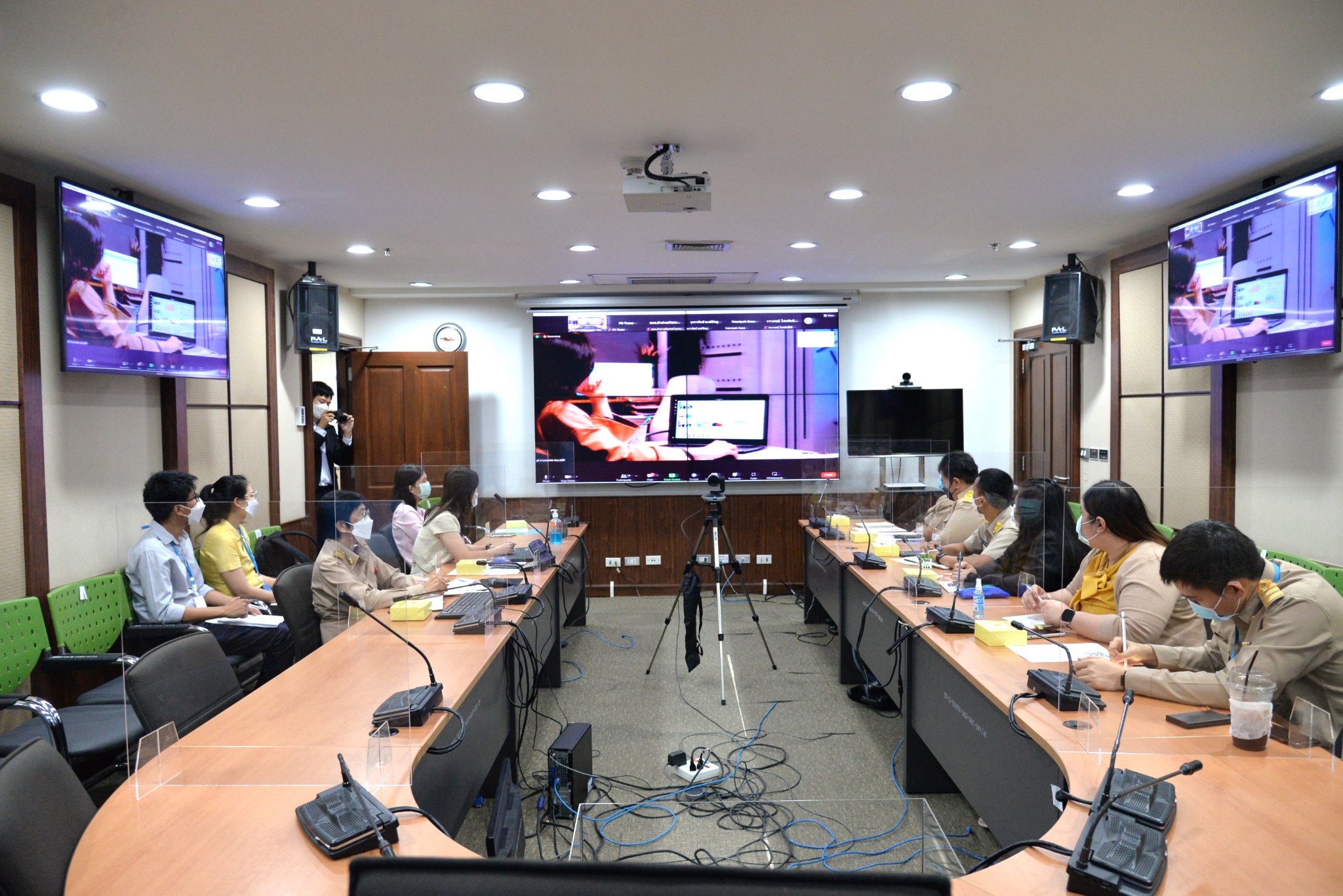 การประชุมโครงการพัฒนาและปรับปรุงระบบสารสนเทศ