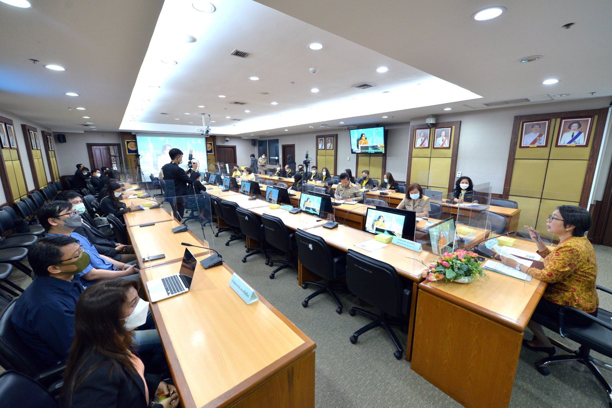 การประชุมโครงการพัฒนาและปรับปรุงระบบสารสนเทศ