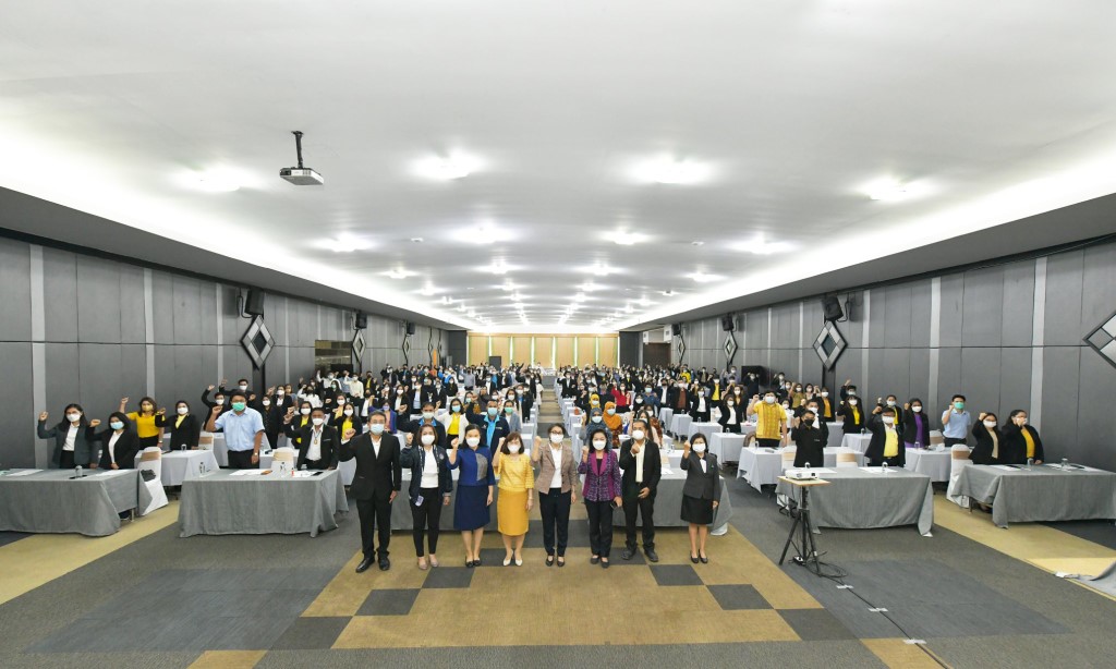 สรุปผลการดำเนินงานและนำเสนอผลข้อมูลพื้นฐานของสถานประกอบการ โครงการสำมะโนธุรกิจ​และอุตสาหกรรม พ.ศ. 2565 ระดับเจ้าหน้าที่ผู้ปฏิบัติงาน