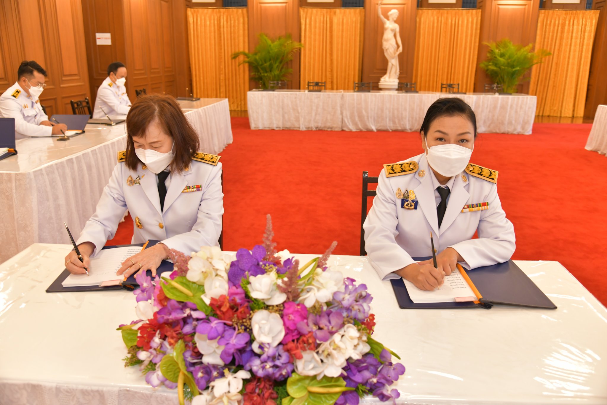 สำนักงานสถิติแห่งชาติ ร่วมลงนามถวายพระพร