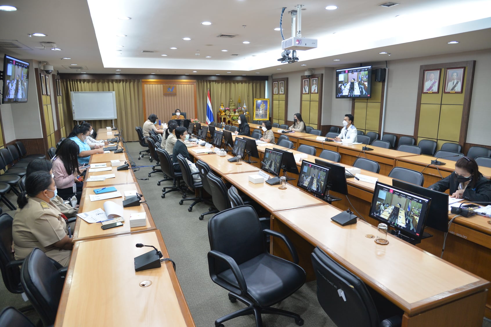 การประชุมถอดบทเรียนโครงการสำรวจพฤติกรรมด้านสุขภาพของประชากร พ.ศ. 2564 (สพส.64)