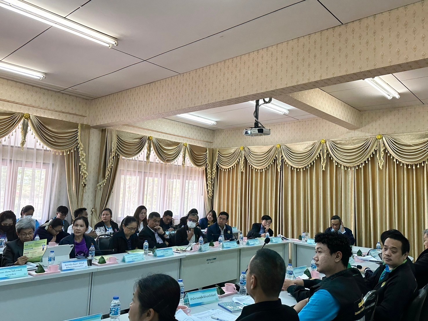 คณะกรรมาธิการ