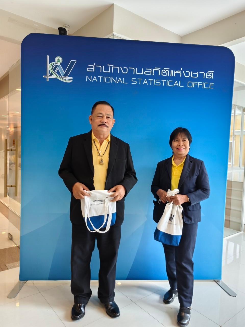 บจ