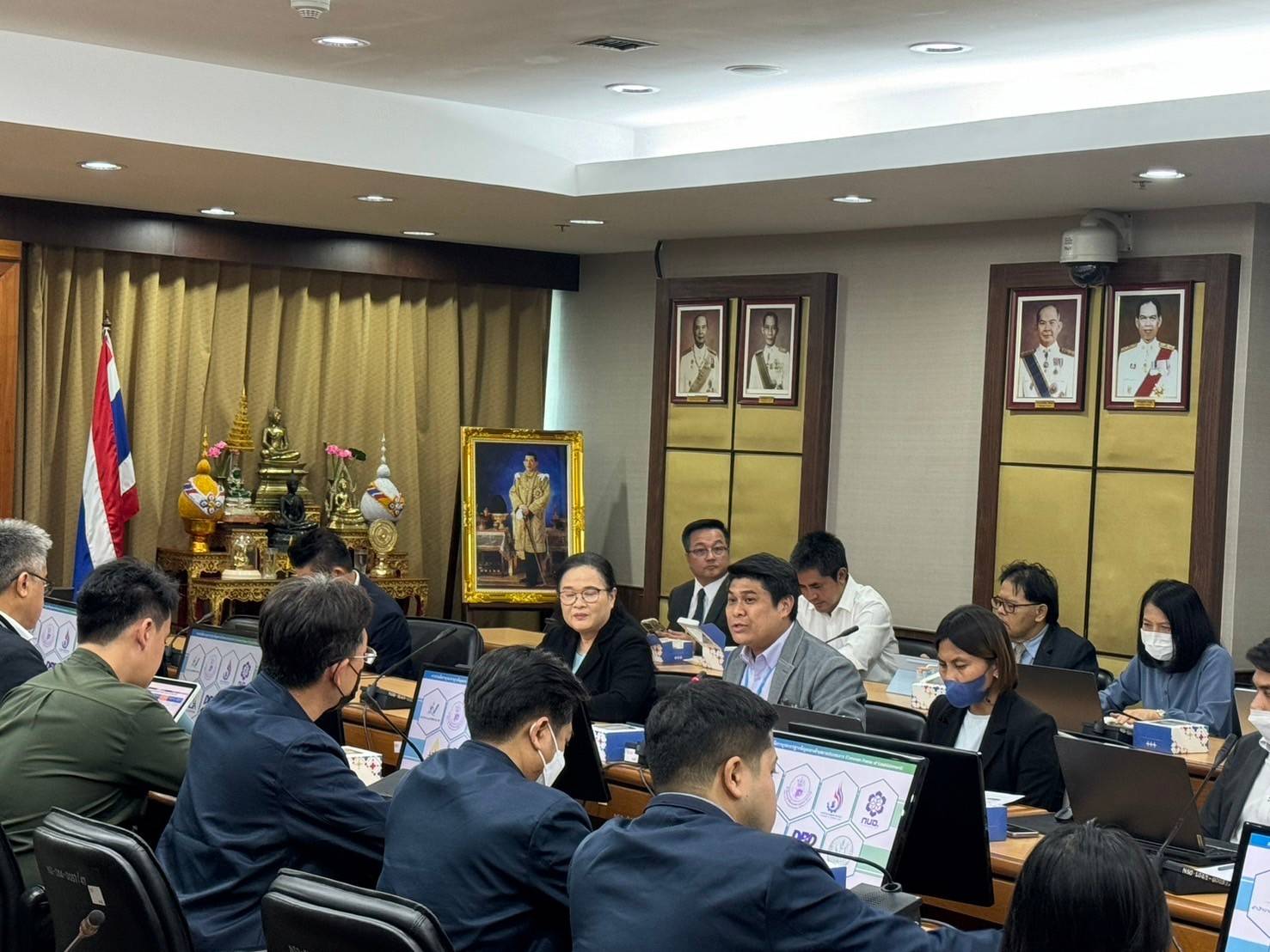 ประชุมหารือแนวทางการเชื่อมโยงและแลกเปลี่ยนข้อมูลระหว่างหน่วยงาน สำหรับจัดทำฐานข้อมูลกลางด้านสถานประกอบการ ภายใต้โครงการพัฒนาฐานข้อมูลสถานประกอบการจากสำมะโนธุรกิจและอุตสาหกรรมให้เป็นฐานข้อมูลกลาง (Comm