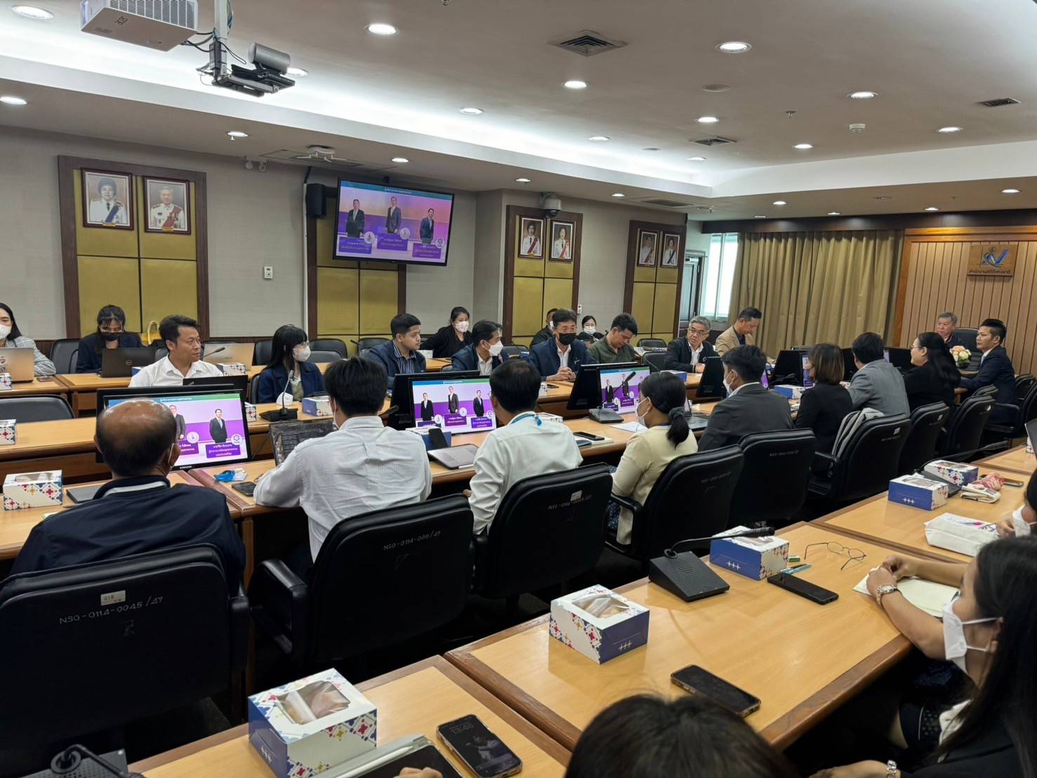 ประชุมหารือแนวทางการเชื่อมโยงและแลกเปลี่ยนข้อมูลระหว่างหน่วยงาน สำหรับจัดทำฐานข้อมูลกลางด้านสถานประกอบการ ภายใต้โครงการพัฒนาฐานข้อมูลสถานประกอบการจากสำมะโนธุรกิจและอุตสาหกรรมให้เป็นฐานข้อมูลกลาง (Comm