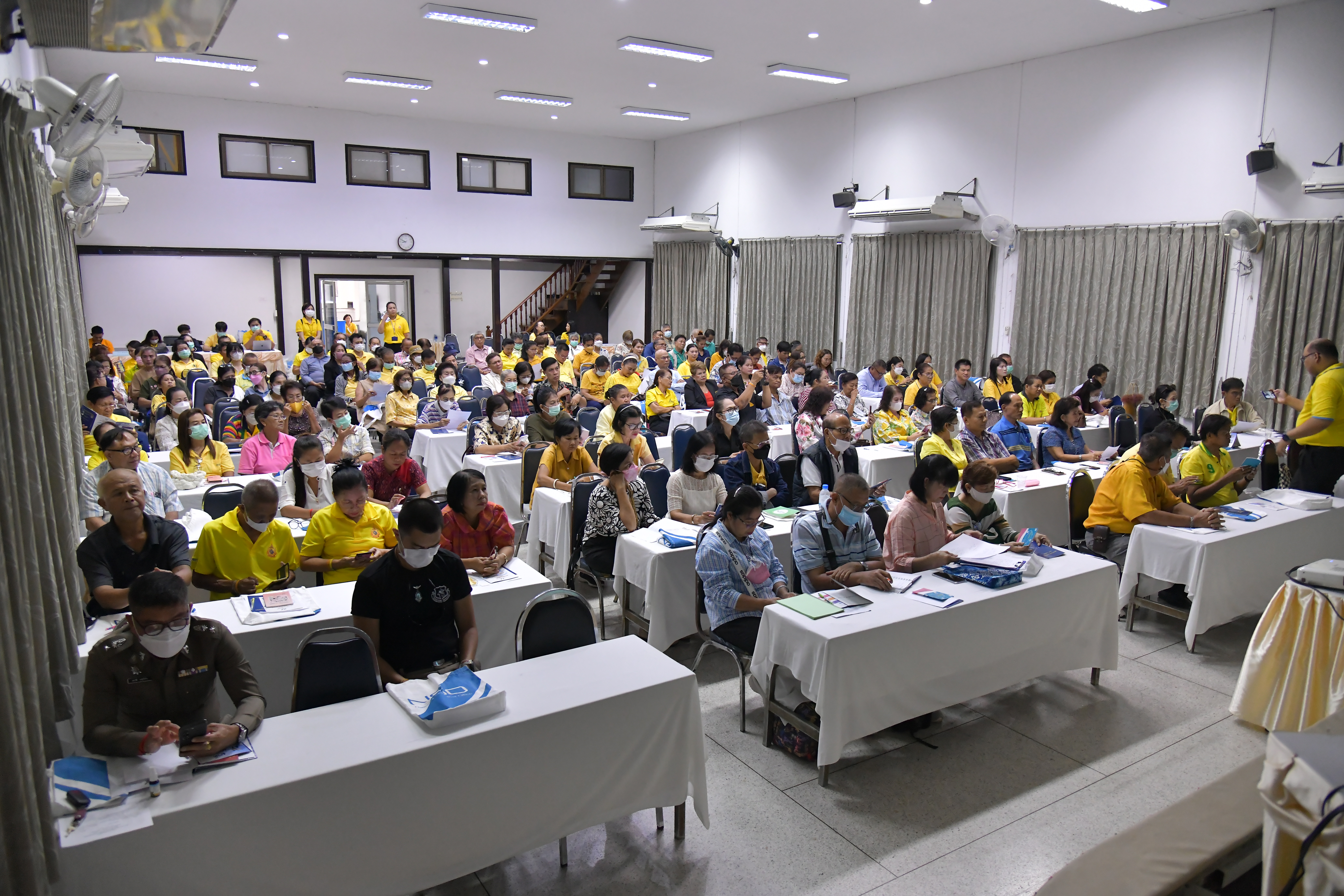สร้างเครือข่ายสถิติ