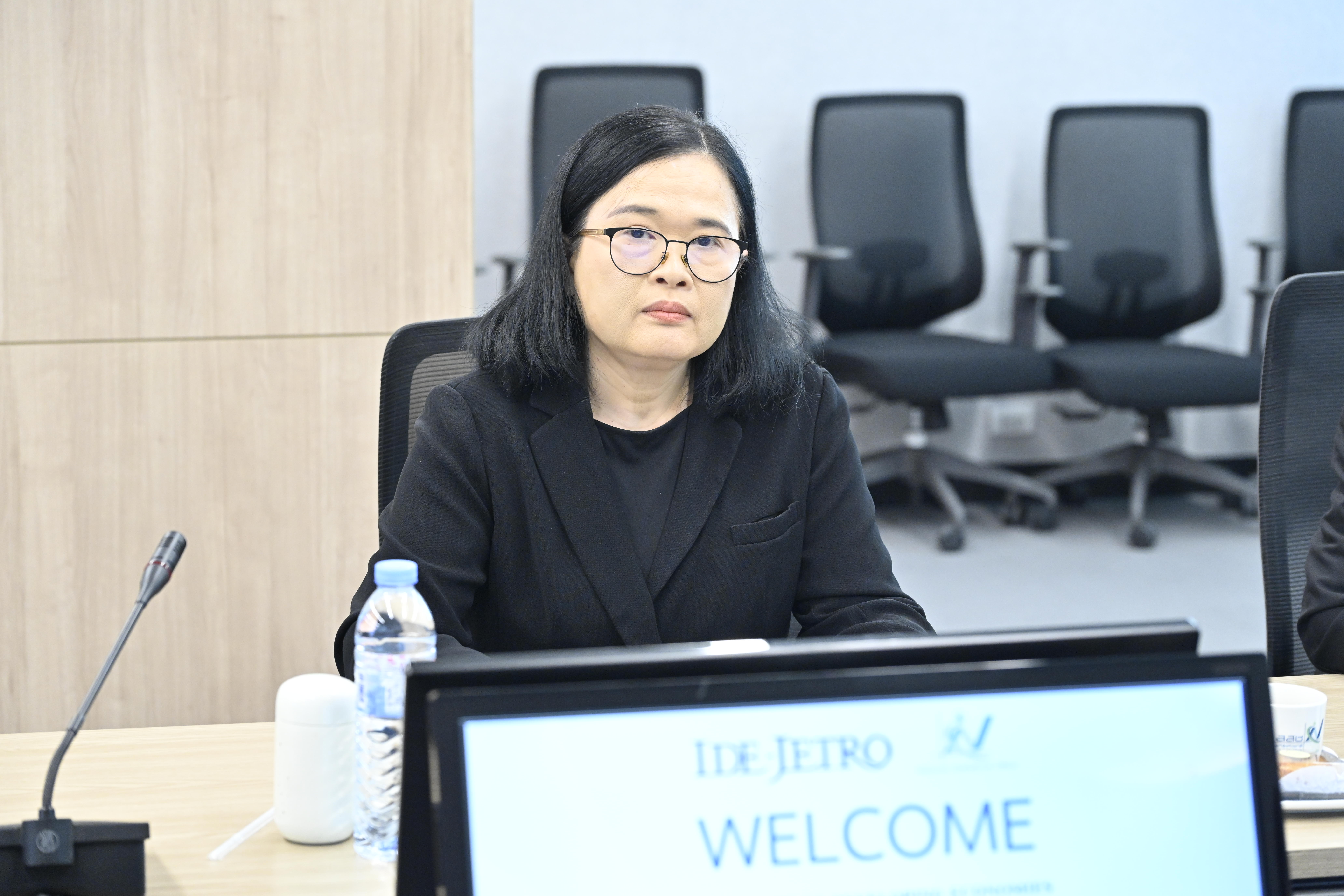 การประชุมการศึกษาดูงานของสถาบันวิจัยเศรษฐกิจการพัฒนา