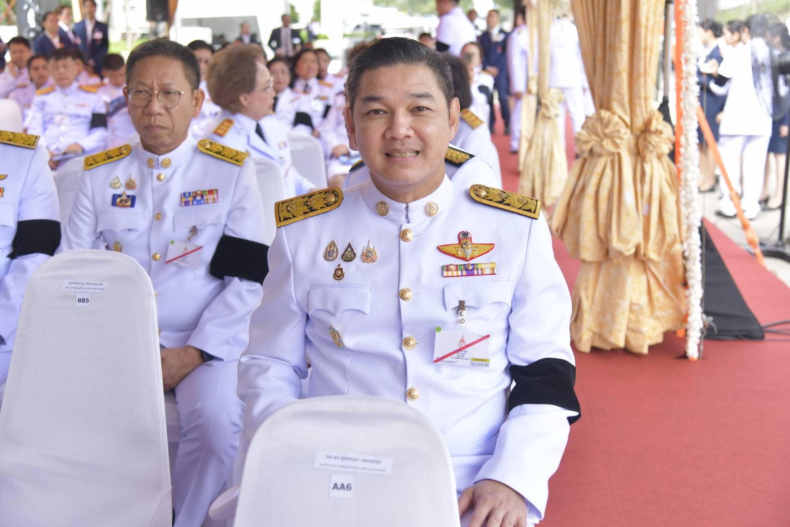 เข้าเฝ้า