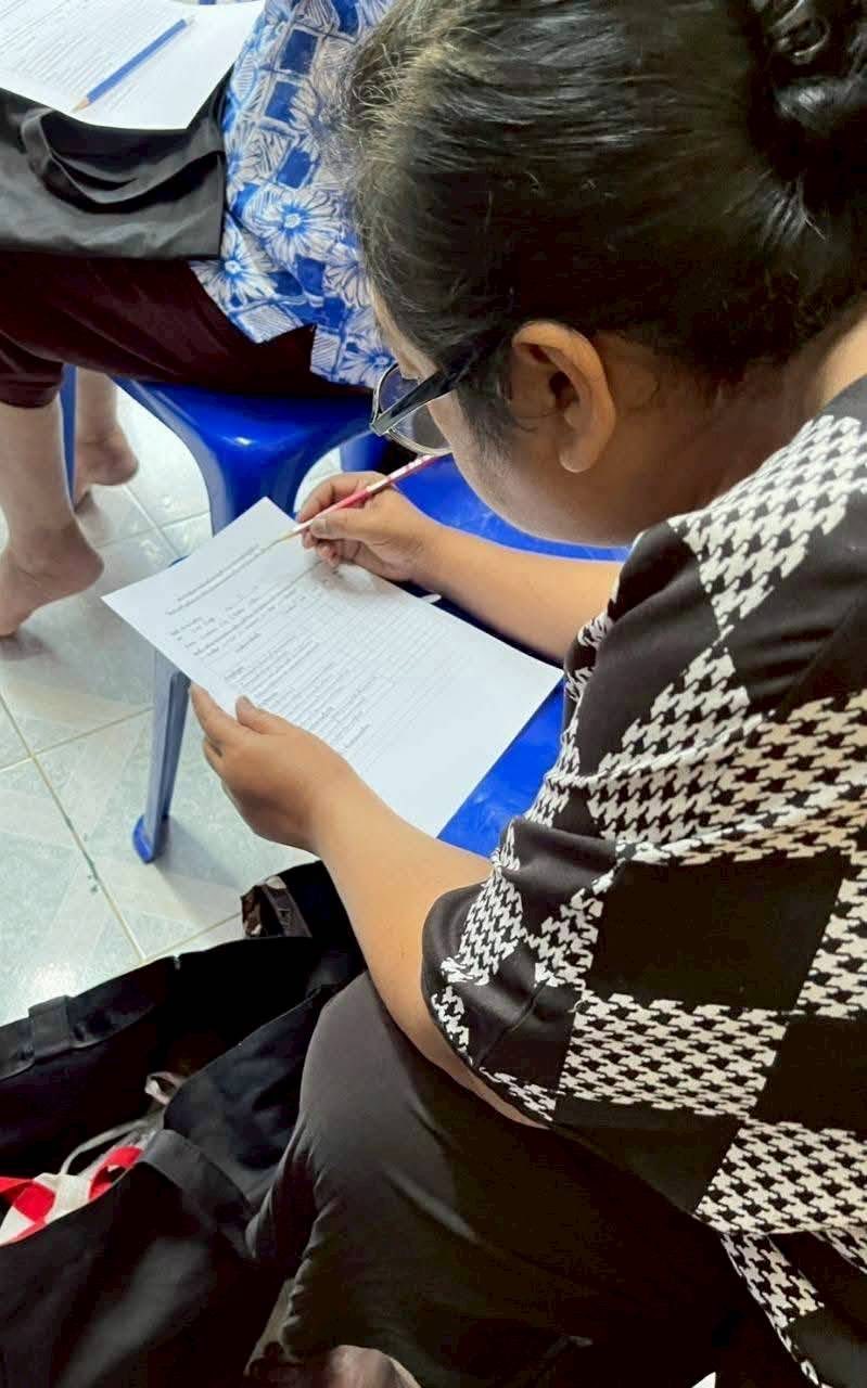 ชุมชนแผ่นดินทอง