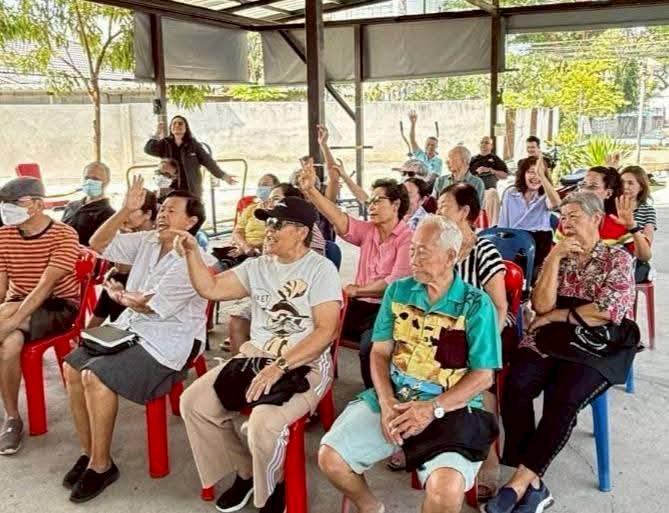 ชุมชนหมู่บ้านทับแก้ว