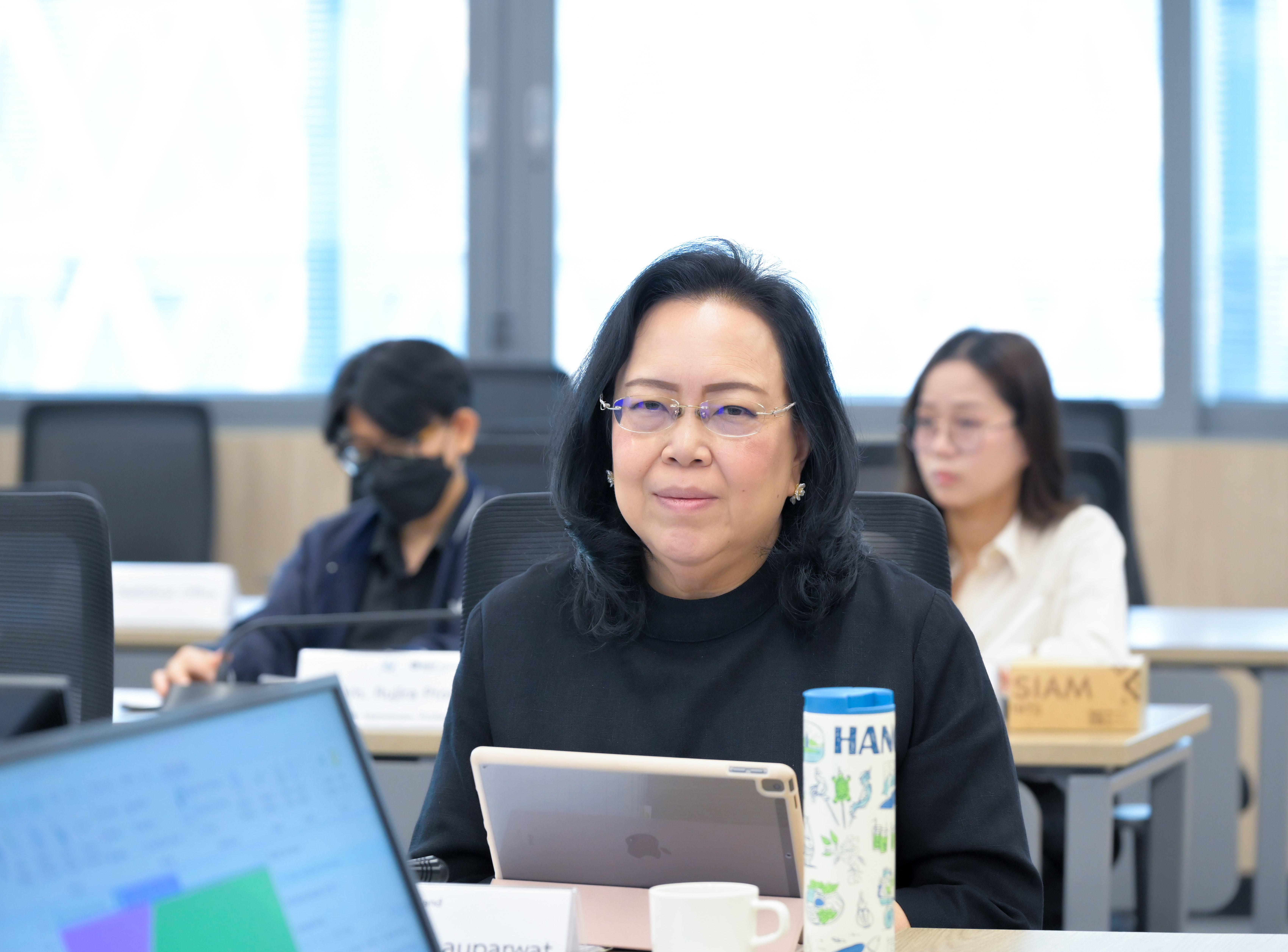 ประชุมหารือการประยุกต์ใช้เทคโนโลยี GIS สำหรับการขับเคลื่อนงานการจัดทำสำมะโนและสำรวจตัวอย่างของสำนักงานสถิติแห่งชาติ กับ บริษัทอีเอสอาร์ไอ (ประเทศไทย) จำกัด