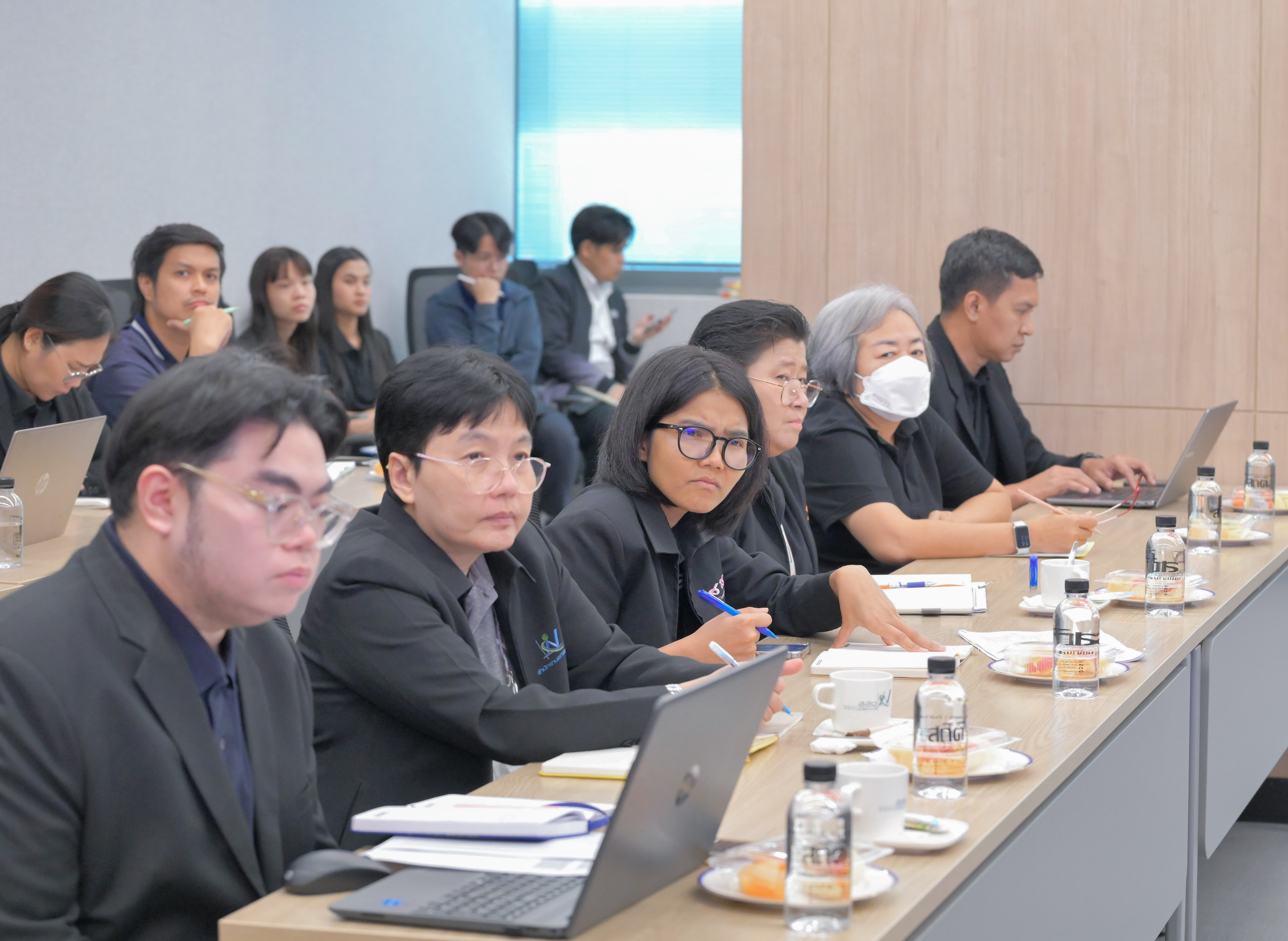 ประชุมผู้บริหารสำนักงานสถิติแห่งชาติ ครั้งที่ 4