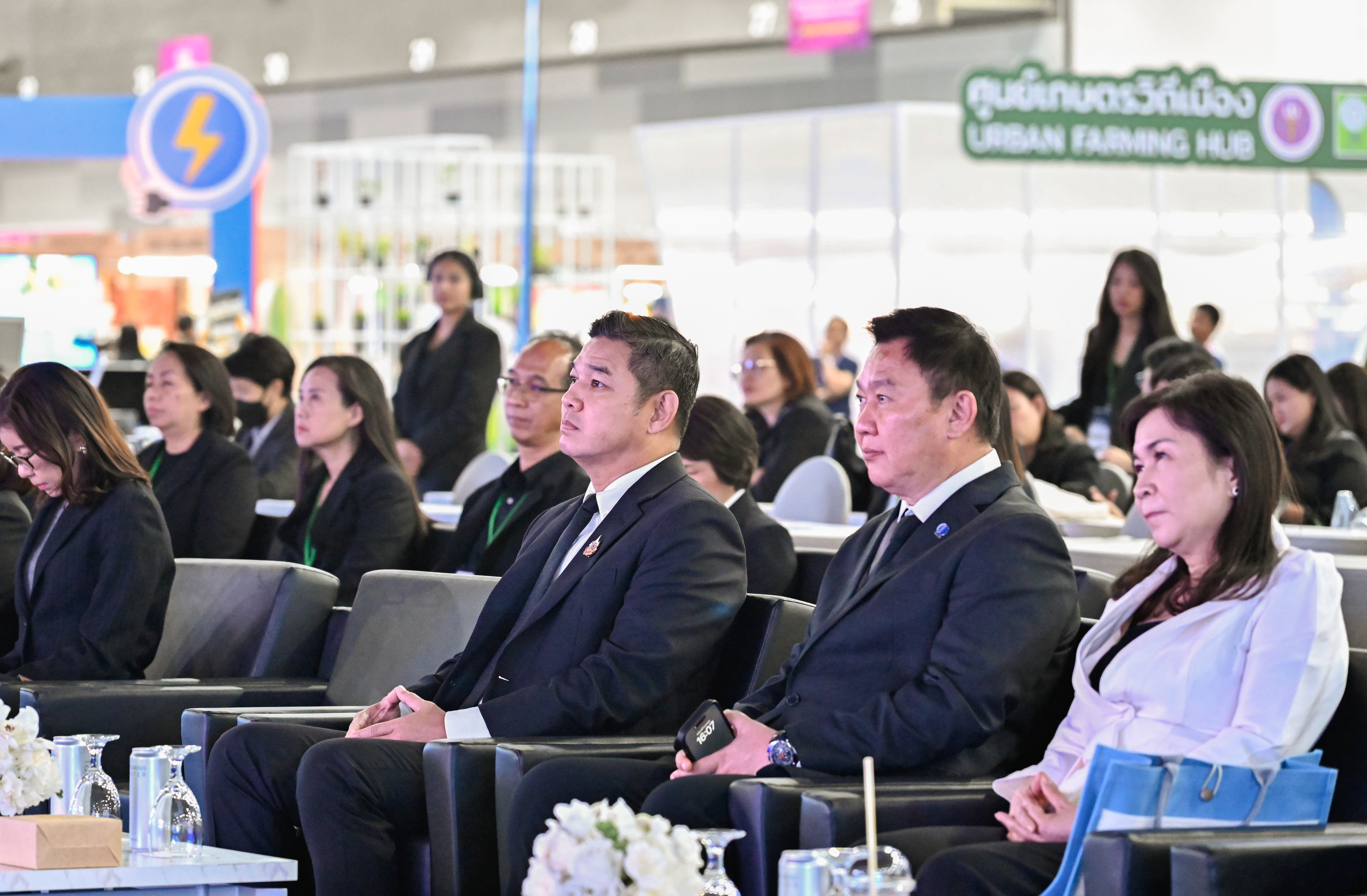 ร่วมลงนามบันทึกข้อตกลงความร่วมมือบูรณาการการสำรวจข้อมูลด้านการวิจัย