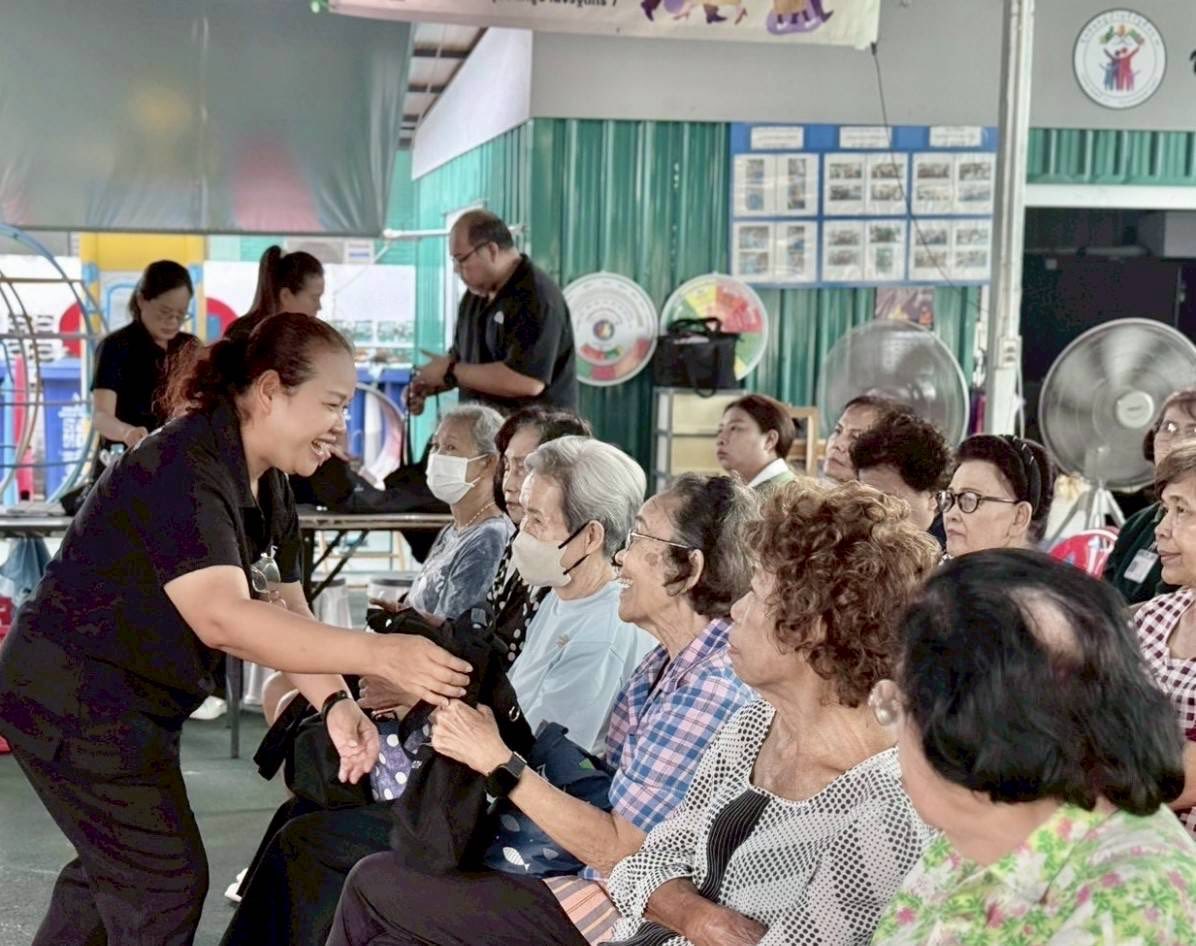 ชุมชนหมู่บ้านจิรัฐติกร