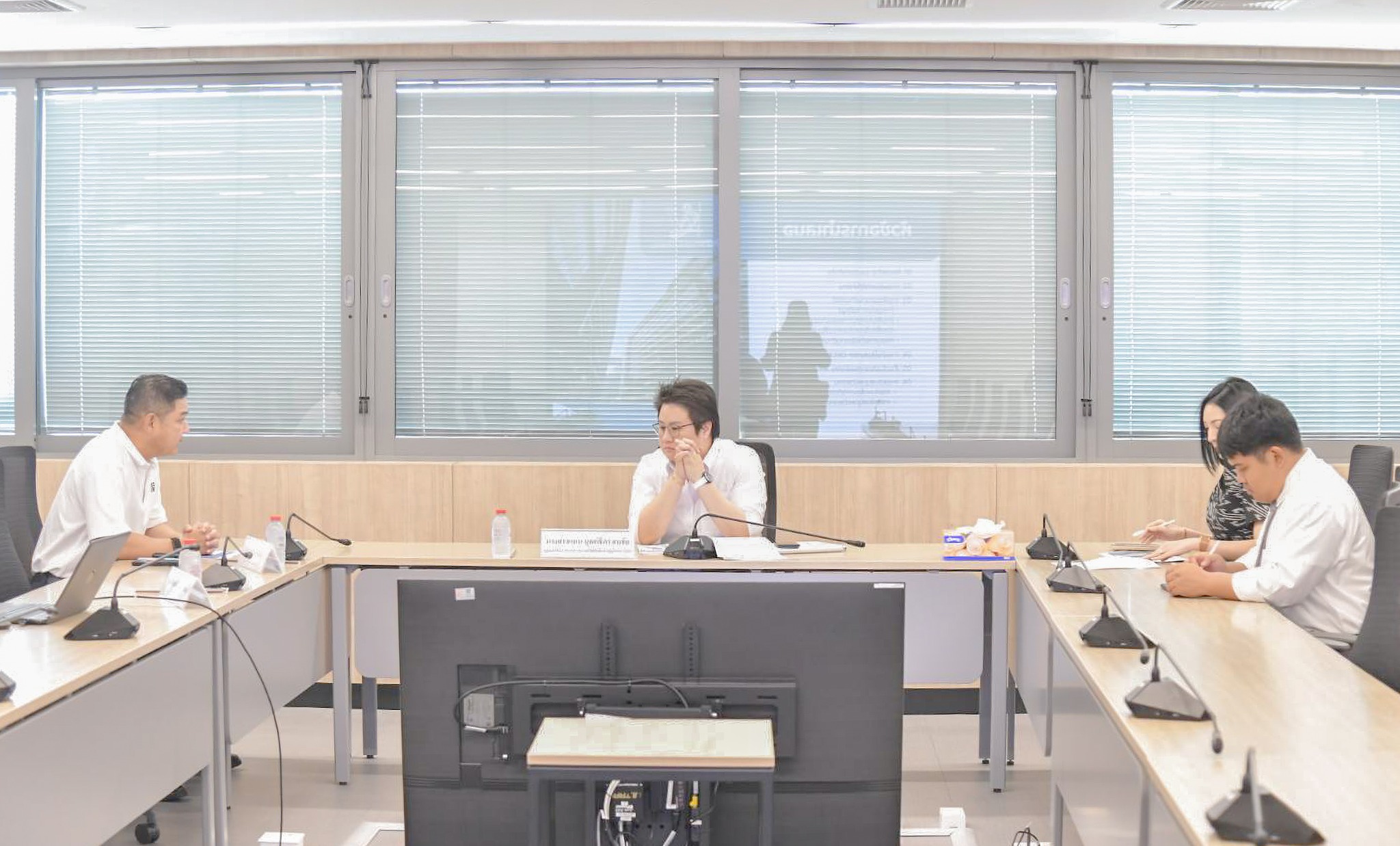 แสดงความยินดี