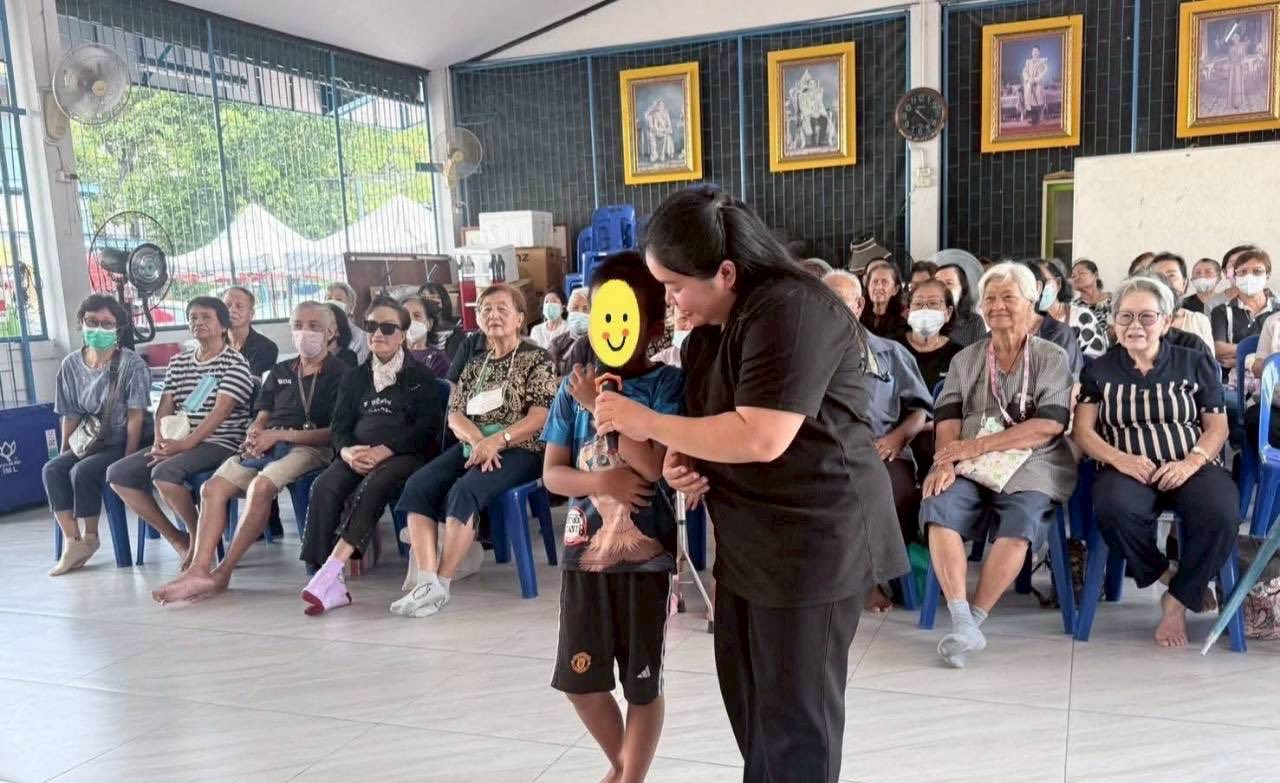 ชุมชนฉัตรหลวง