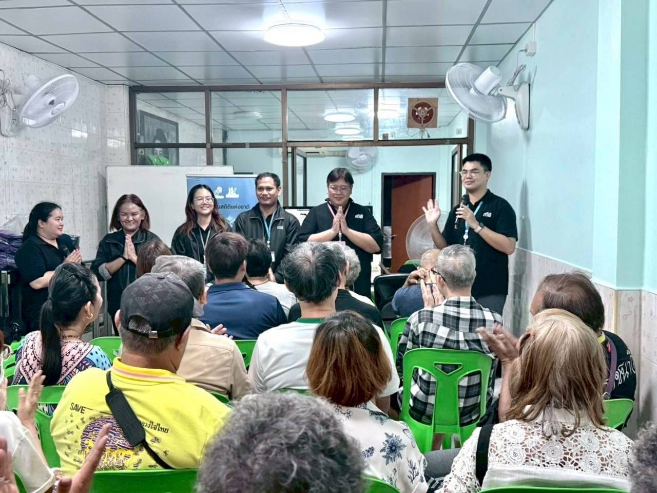 ชุมชนวังหลัง