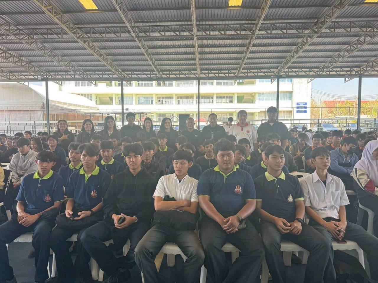 หนองจอก